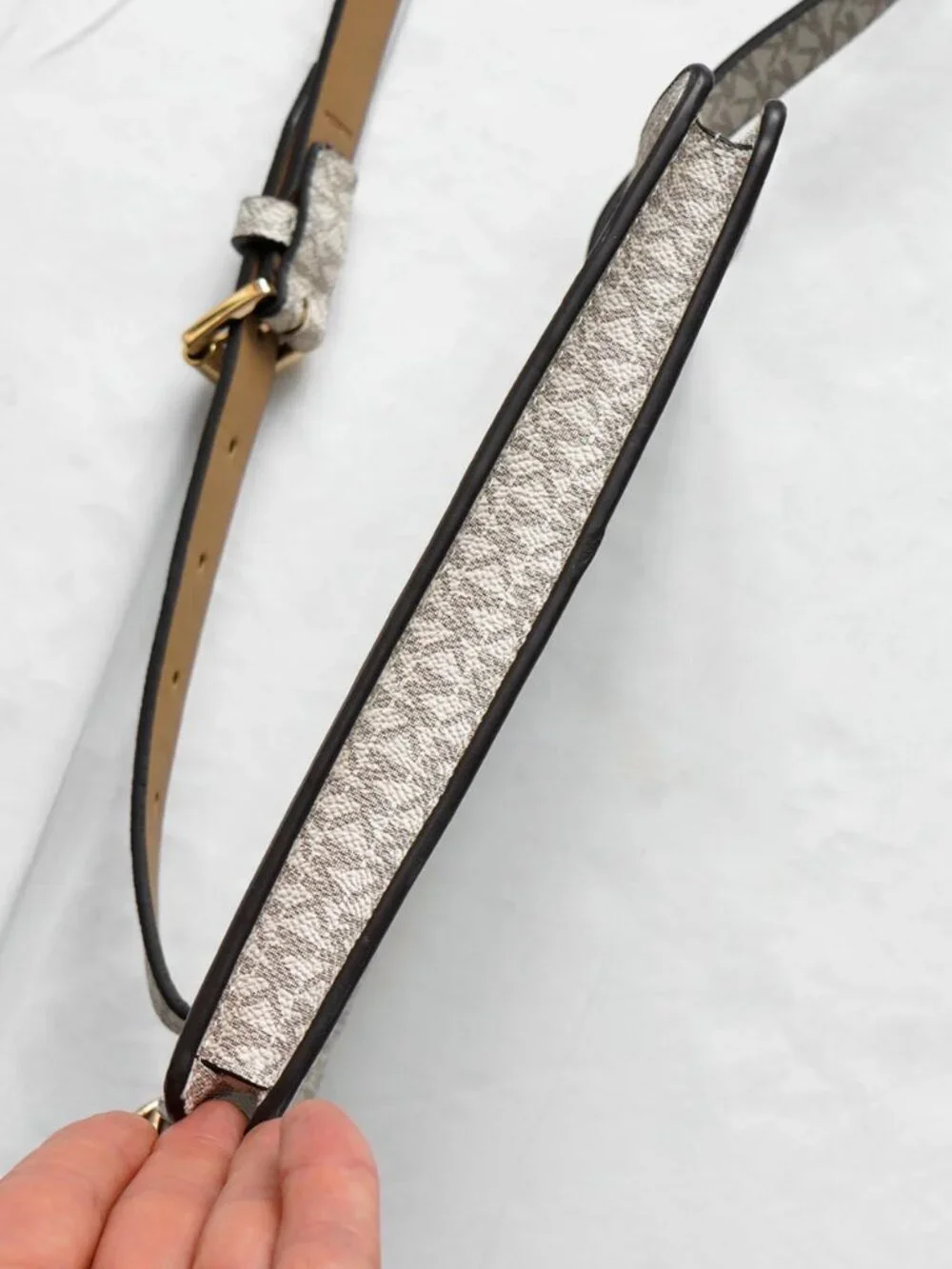Michael Kors Belt Bag Vanilla Signature Fanny Pack White Gold Tone MK Logo